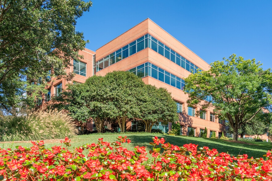 1801 Varsity Dr, Raleigh, NC for lease - Building Photo - Image 3 of 13