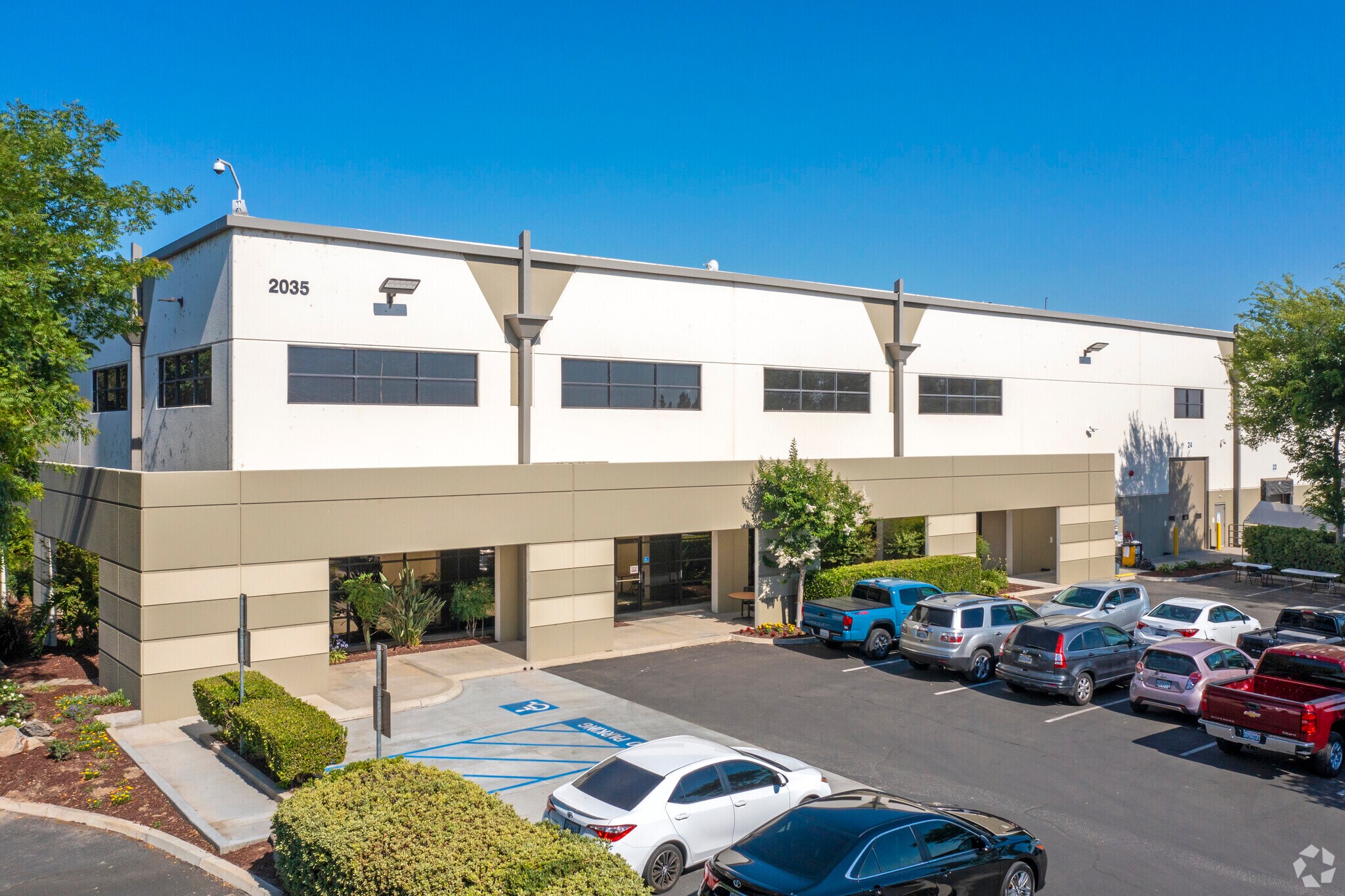 2035 E Annadale Ave, Fresno, CA for sale Building Photo- Image 1 of 1