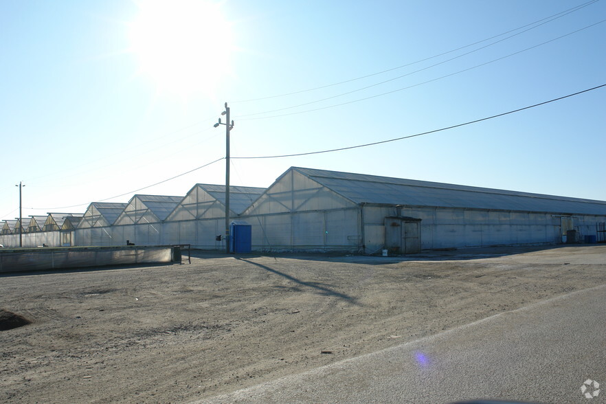 360 Espinosa Rd, Salinas, CA for lease - Primary Photo - Image 1 of 2