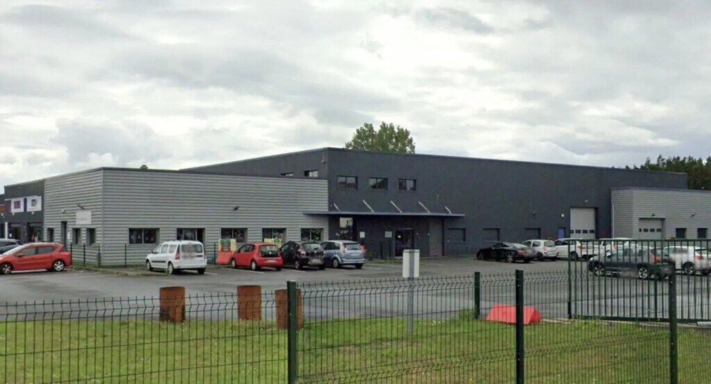 Location Bureaux 210 m² - Photo 1