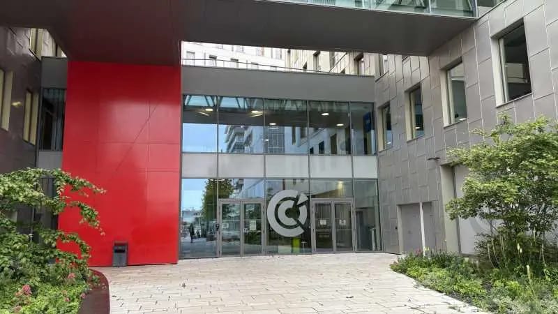 Rue Danton, Fleury-les-Aubrais for lease - Building Photo - Image 2 of 8