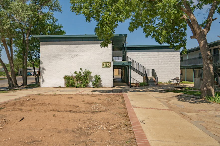 4300 Prairie Ave, Amarillo, TX for sale - Building Photo - Image 2 of 15