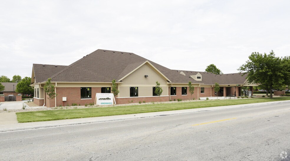 2911 Crossing Ct, Champaign, IL for sale - Primary Photo - Image 1 of 1