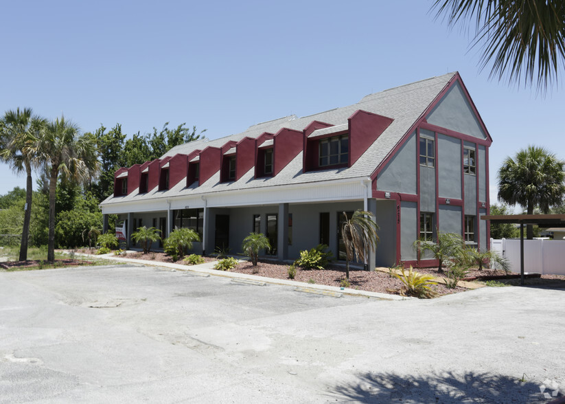 6215 Stone Rd, Port Richey, FL for lease - Primary Photo - Image 1 of 20