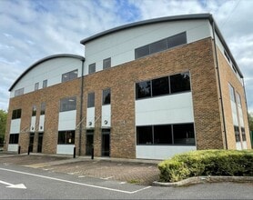 The Courtyard, Wooburn Green for lease Building Photo- Image 1 of 3
