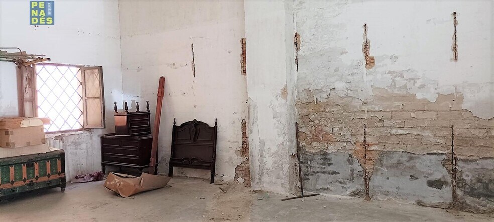 Retail in València for lease - Building Photo - Image 2 of 4