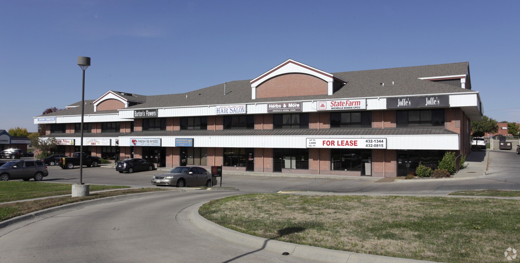 5740 Old Cheney Rd, Lincoln, NE 68516