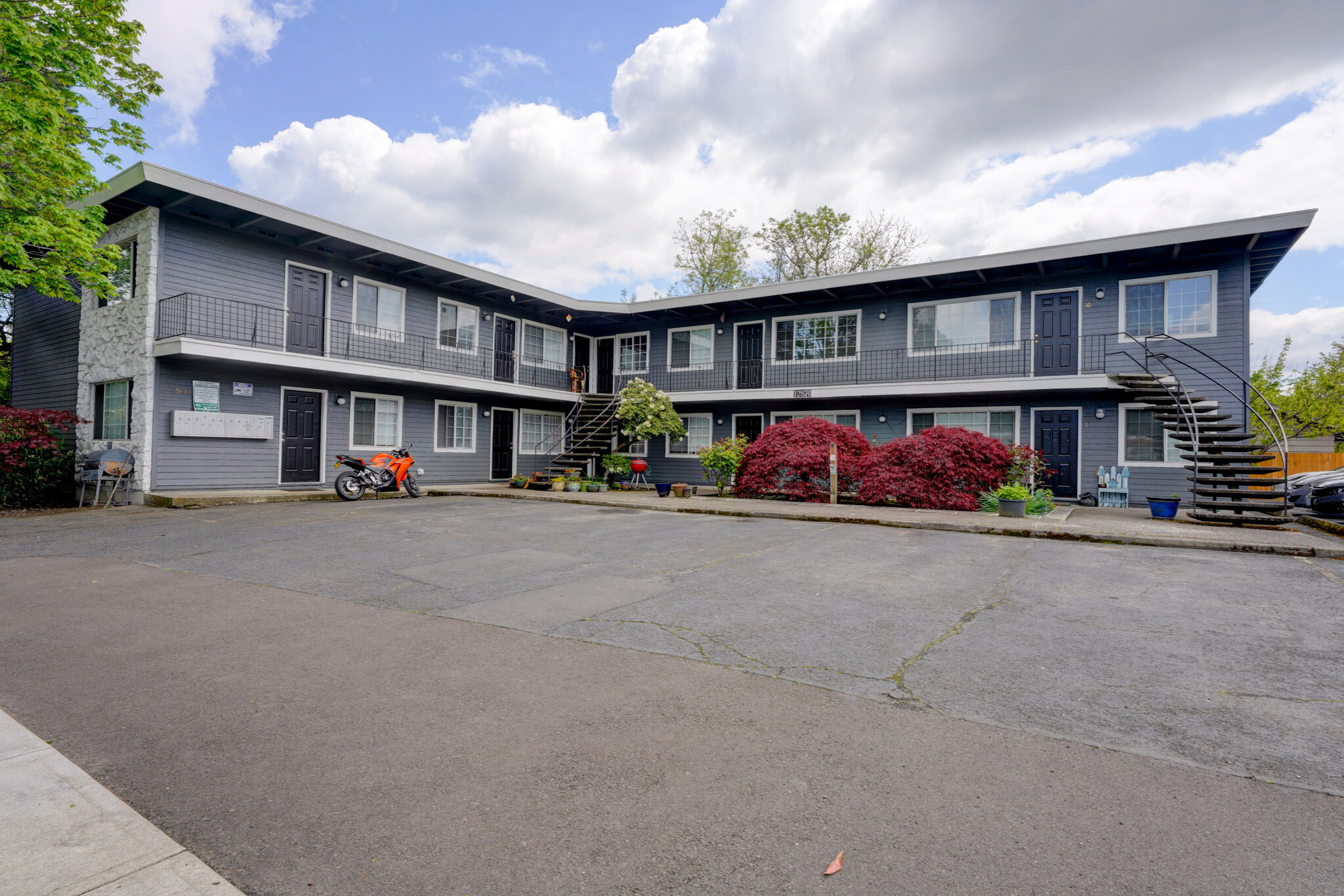 12870 SW Allen Blvd, Beaverton, OR for sale Building Photo- Image 1 of 25