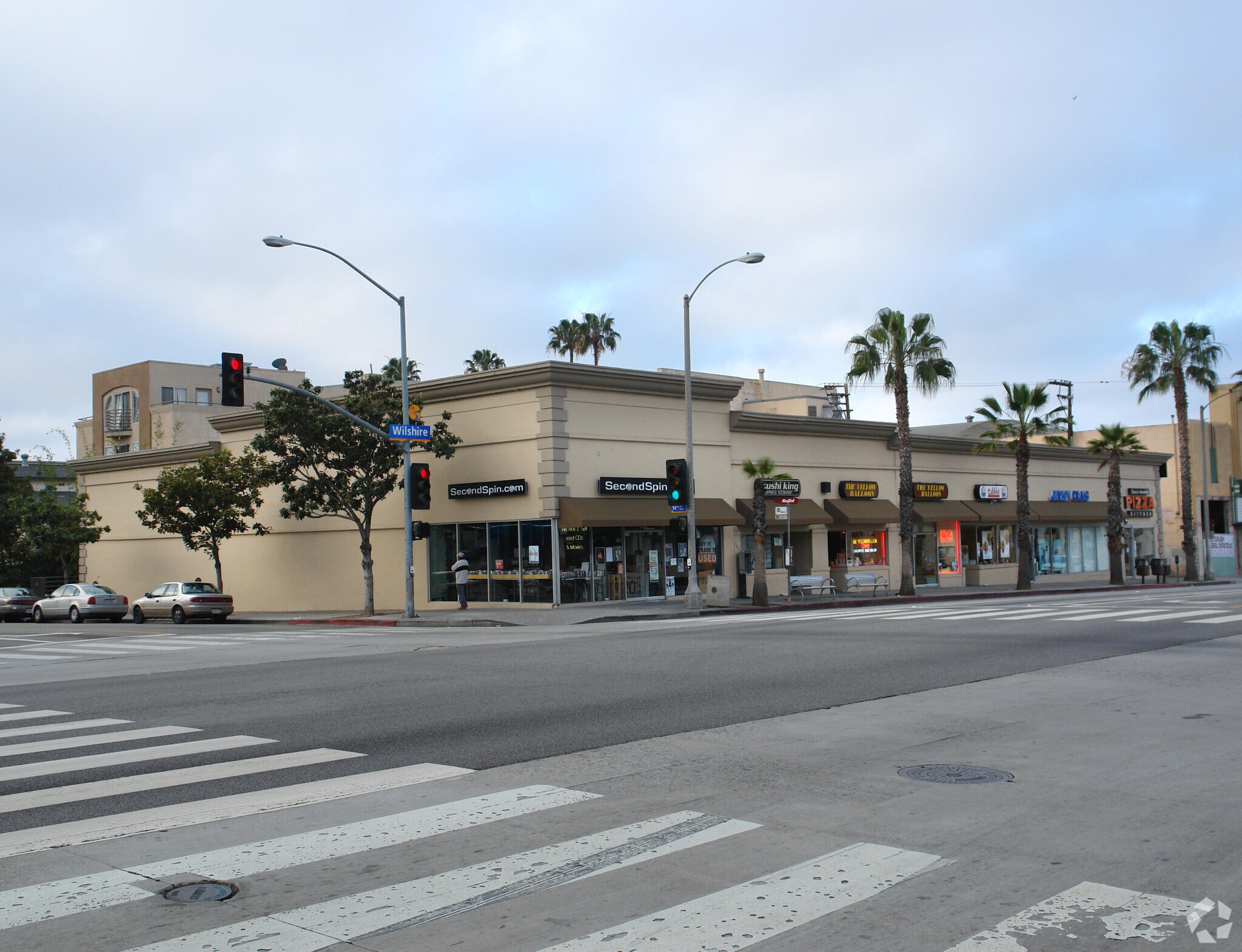 1318-1332 Wilshire Blvd, Santa Monica, CA for lease Building Photo- Image 1 of 24