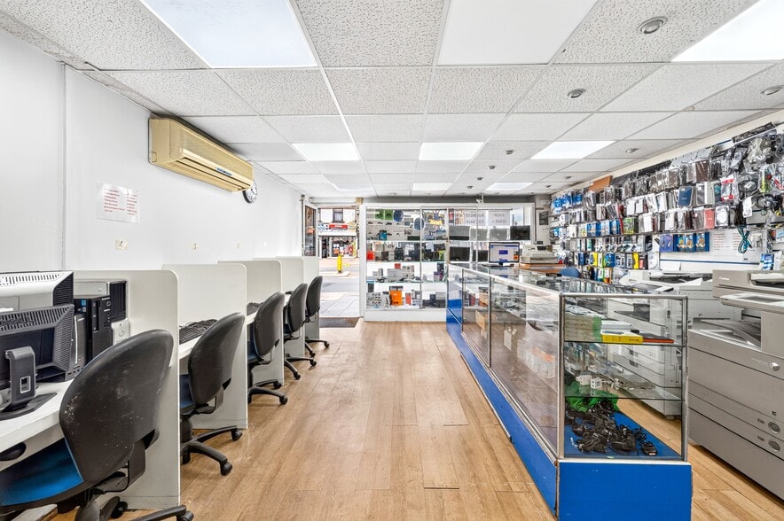 233 London Rd, Croydon for lease - Building Photo - Image 3 of 9