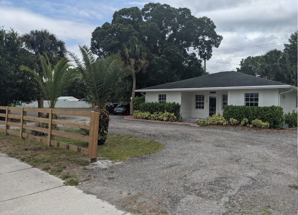 16022 SW Warfield Blvd, Indiantown, FL for sale Primary Photo- Image 1 of 1