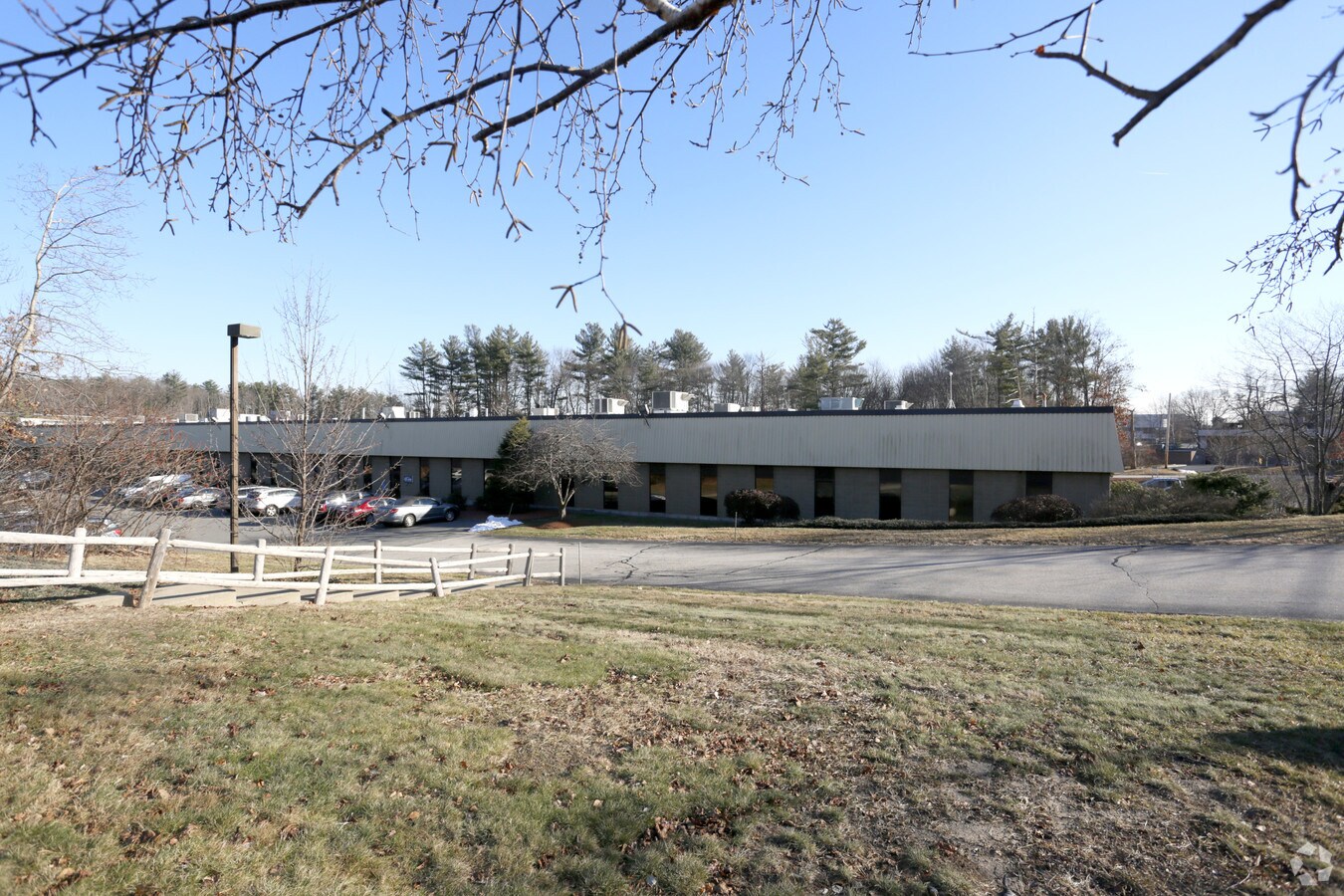 10 Manor Pky, Salem, NH 03079