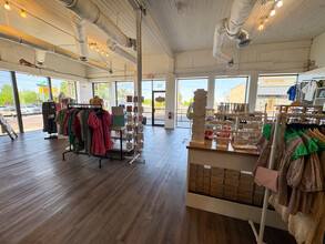 115 S Goliad St, Rockwall, TX for lease Interior Photo- Image 2 of 10