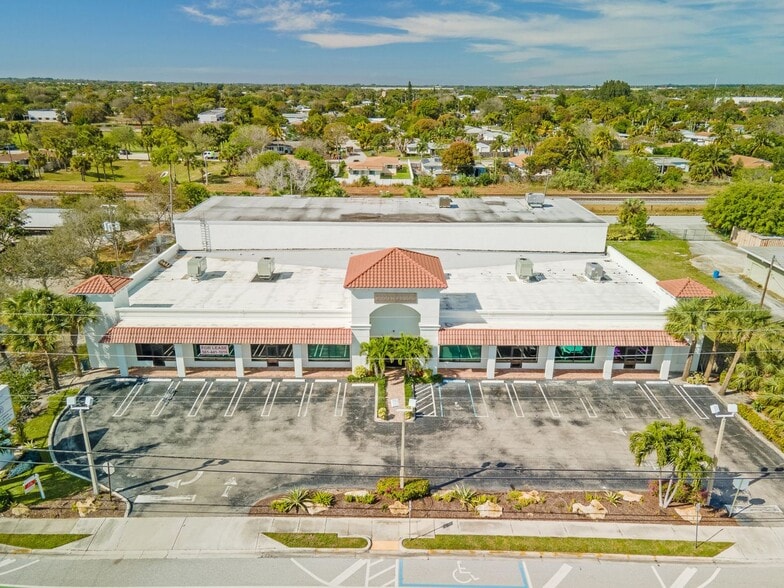 2000 N Federal Hwy, Delray Beach, FL for lease - Building Photo - Image 2 of 40