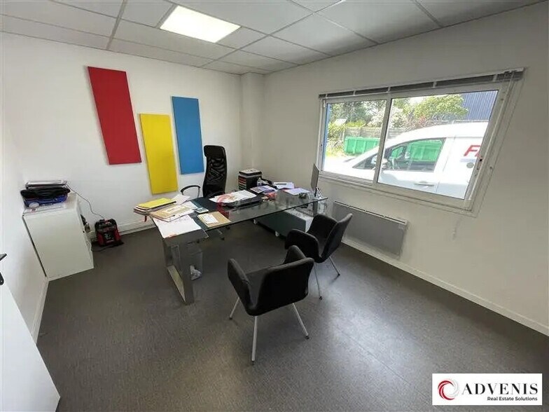 Flex in Cestas for lease - Interior Photo - Image 2 of 7