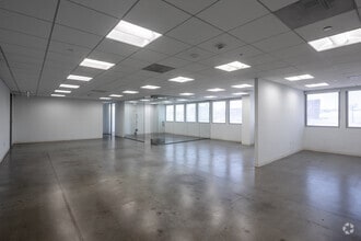 10351 Santa Monica Blvd, Los Angeles, CA for lease Interior Photo- Image 2 of 6