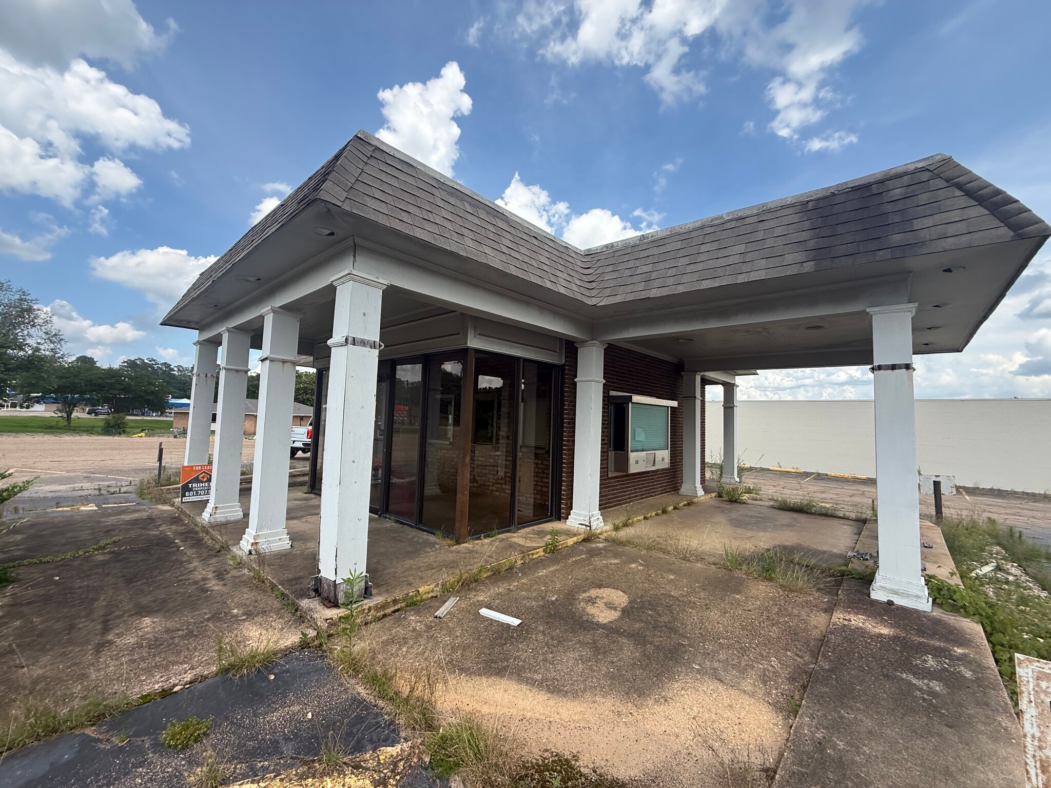 951 Hwy 41, Prentiss, MS for lease Interior Photo- Image 1 of 5