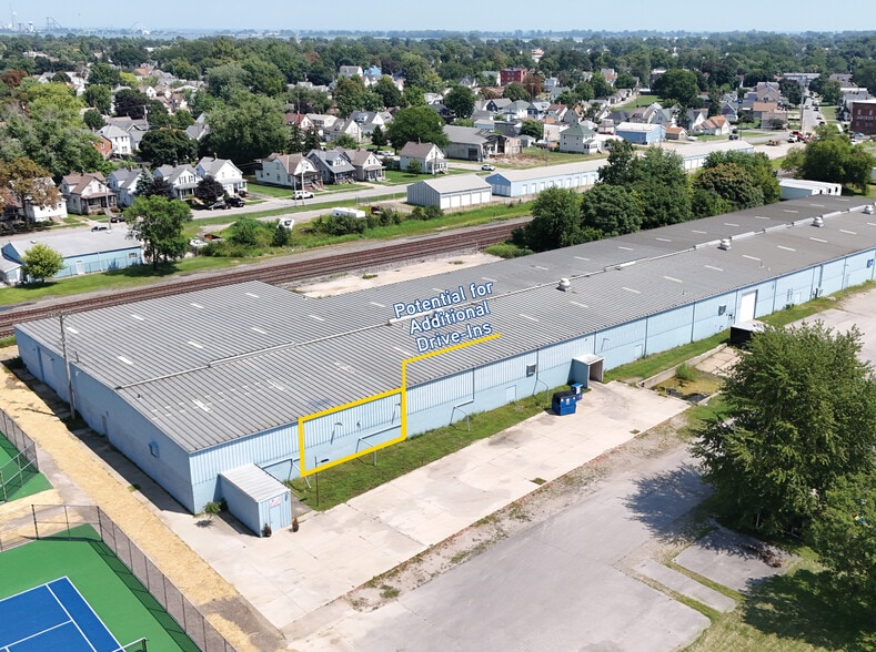 1722 Hayes Ave, Sandusky, OH for lease - Building Photo - Image 1 of 11