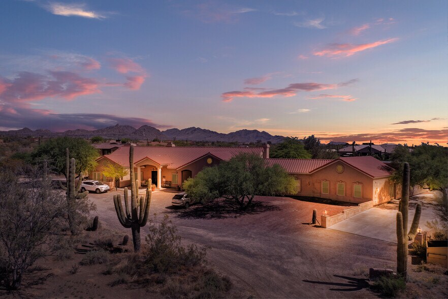 NORTH SCOTTSDALE OVER 16% CAP TURN KEY, Scottsdale, AZ for sale - Building Photo - Image 1 of 1
