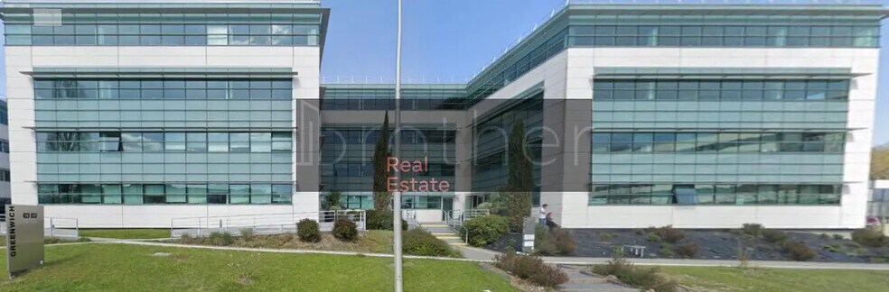 Office in Mérignac for lease - Building Photo - Image 2 of 8