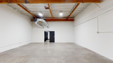 20710 S Leapwood Ave, Carson, CA for lease Interior Photo- Image 1 of 5