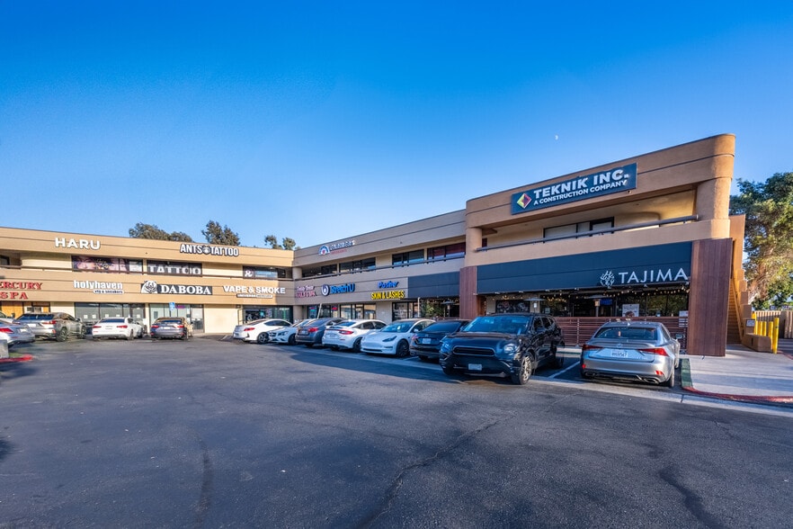 4411 Mercury St, San Diego, CA for lease - Building Photo - Image 1 of 17