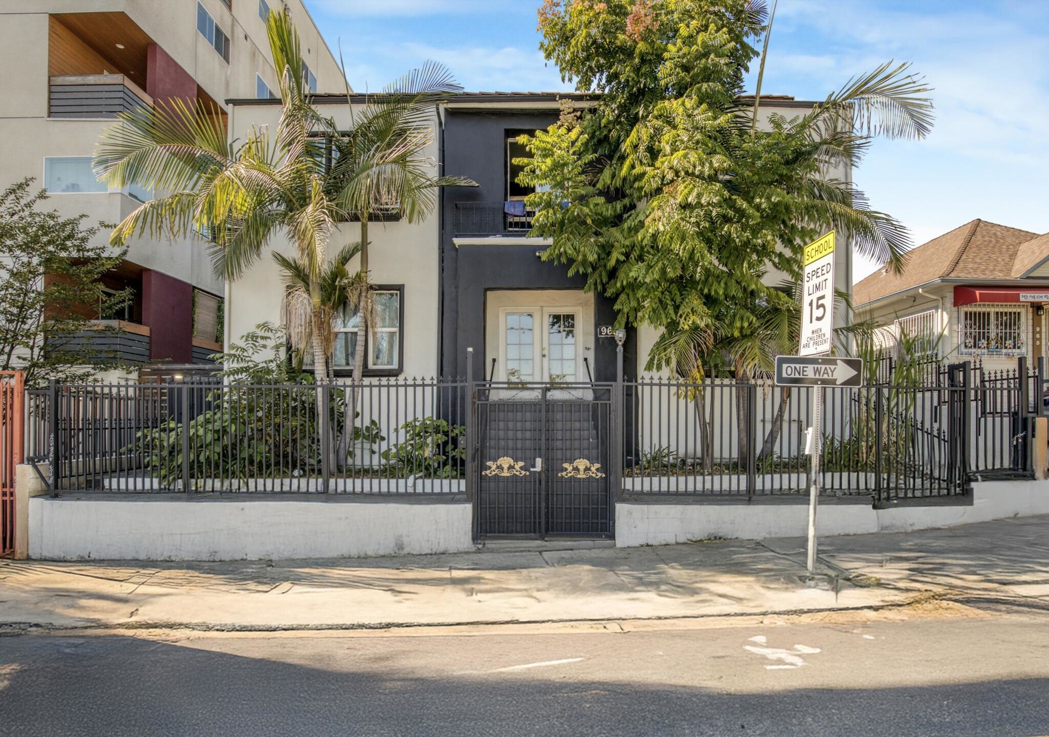 969 S Serrano Ave, Los Angeles, CA for sale Building Photo- Image 1 of 18