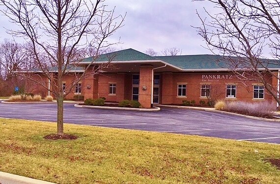 3135 Middle Dr, Columbus, IN for sale - Primary Photo - Image 1 of 1