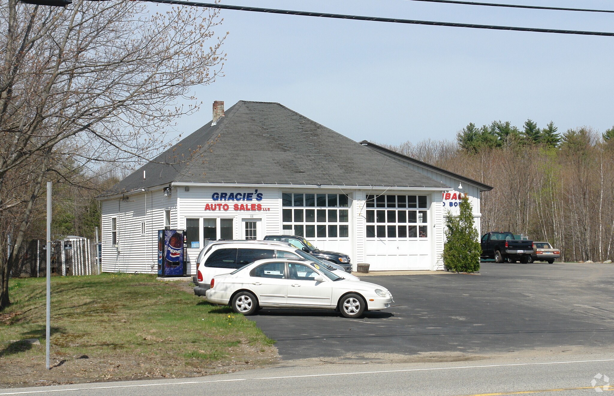 68 B Lafayette Rd, North Hampton, NH 03862 Car dealership and auto