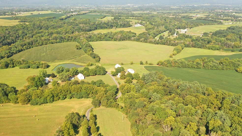 9013 Geisbert Rd, Woodsboro, MD for sale - Primary Photo - Image 1 of 1