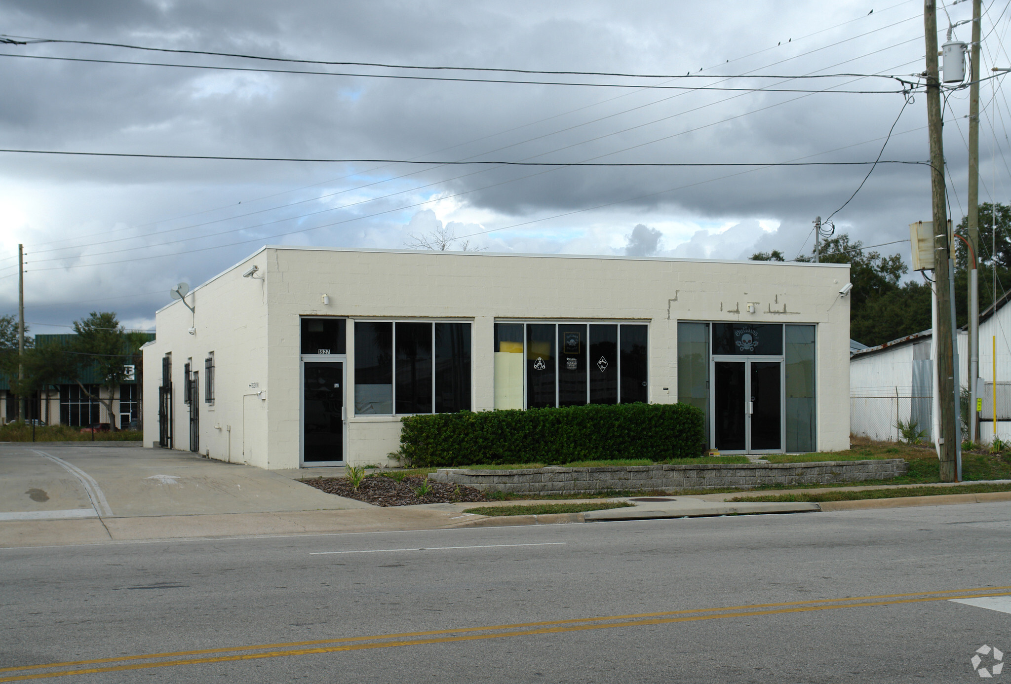 1827-1829 Silver Star Rd, Orlando, FL for lease Building Photo- Image 1 of 6