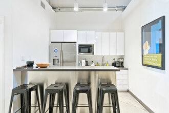 1524 Cloverfield Blvd, Santa Monica, CA for lease Interior Photo- Image 2 of 4