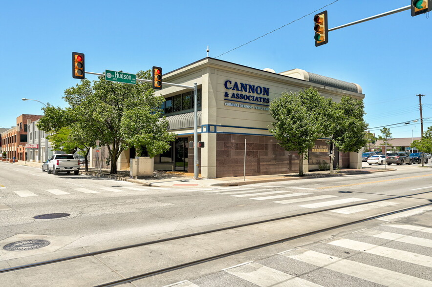 401 N Hudson Ave, Oklahoma City, OK for lease - Building Photo - Image 3 of 27