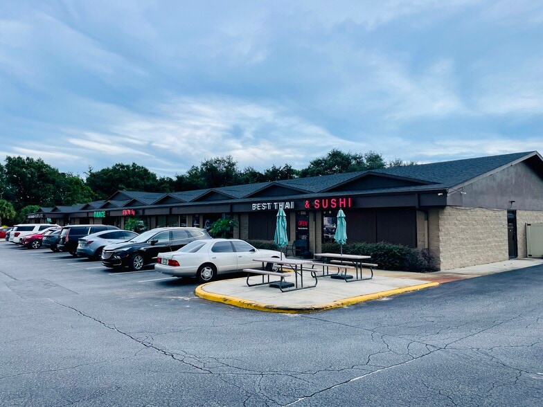 35354-35364 State Road 54, Zephyrhills, FL for lease - Building Photo - Image 1 of 26