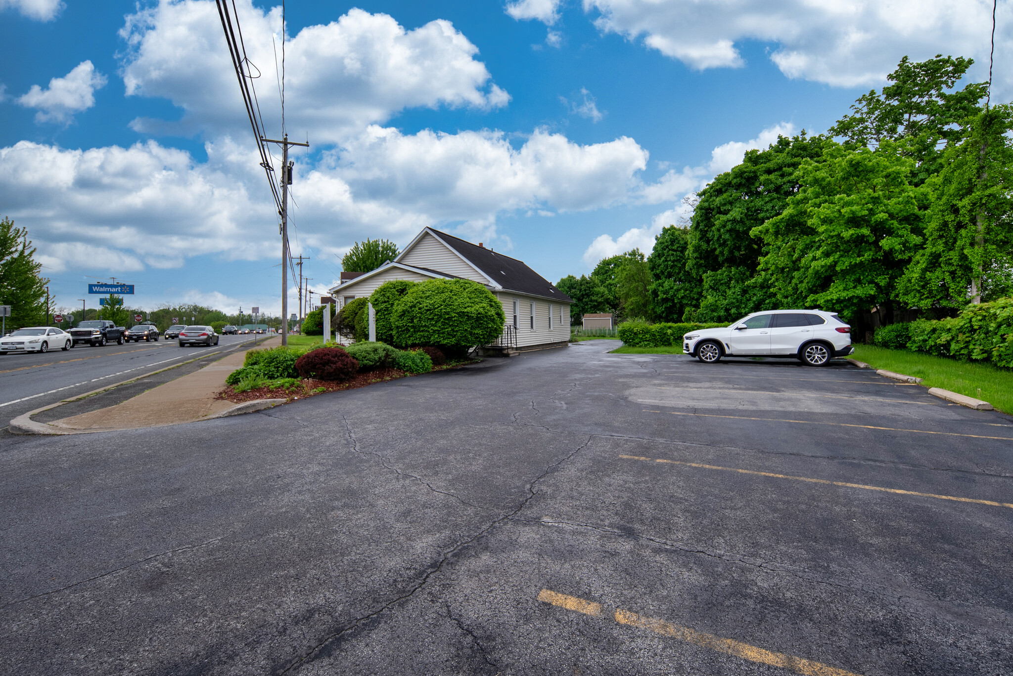 1221 Altamont Ave, Schenectady, NY for sale Primary Photo- Image 1 of 63