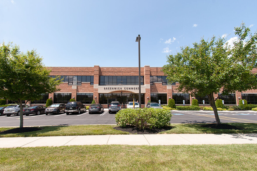 1 Greenwich St, Stewartsville, NJ for lease - Building Photo - Image 2 of 9