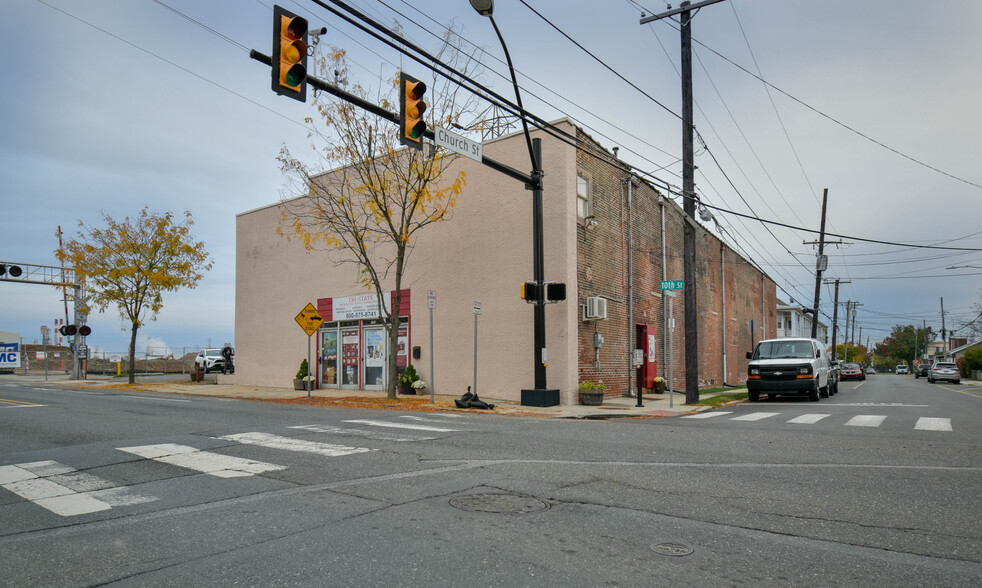 101 E 10th St, Marcus Hook, PA for sale - Building Photo - Image 1 of 7