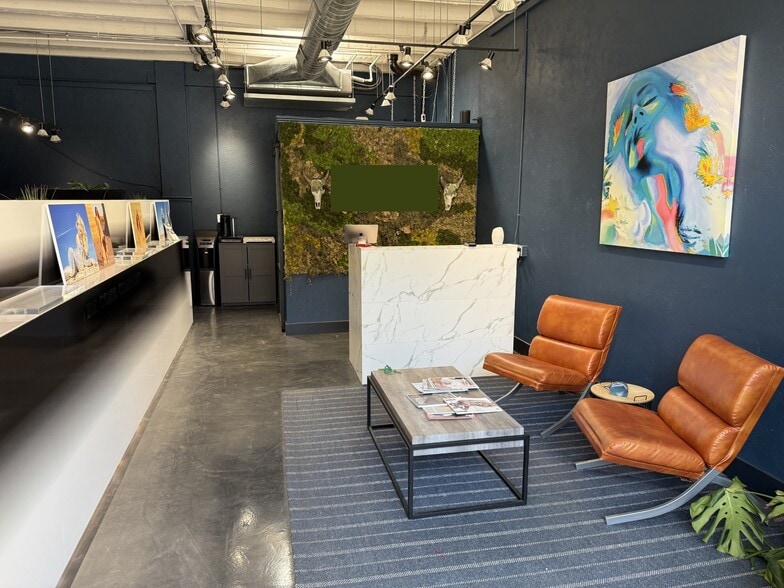 1720 Wyandotte St, Kansas City, MO for lease - Interior Photo - Image 2 of 21