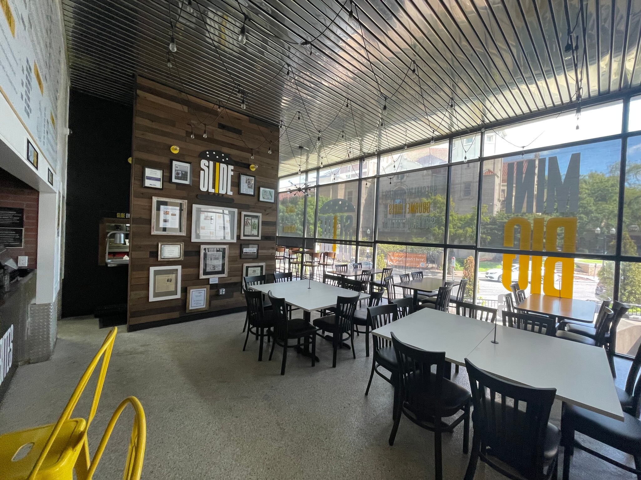 2012 Magnolia Ave S, Birmingham, AL for lease Interior Photo- Image 1 of 11