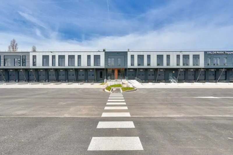 10 Avenue Des Frères Lumière, Trappes for lease - Building Photo - Image 2 of 10