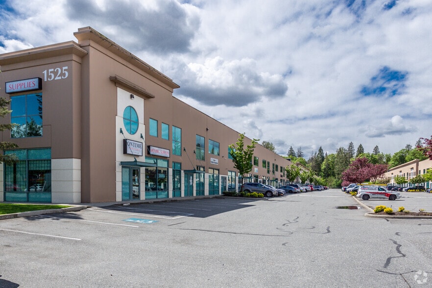 1525 Broadway St, Port Coquitlam, BC for lease - Building Photo - Image 2 of 12