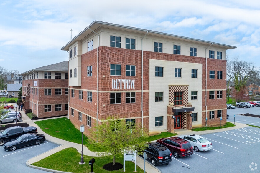 3020 Columbia Ave, Lancaster, PA for sale - Primary Photo - Image 1 of 7