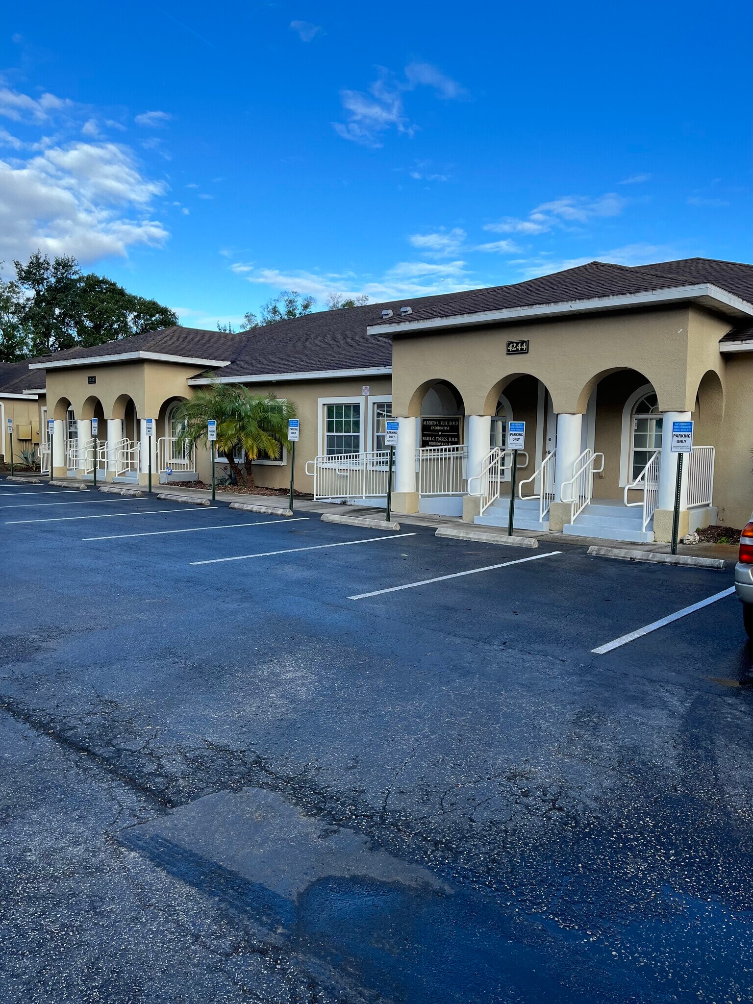 4242-4244 W Linebaugh Ave, Tampa, FL for sale Building Photo- Image 1 of 1