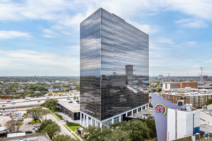 24 Greenway Plz, Houston, TX for lease - Building Photo - Image 2 of 27