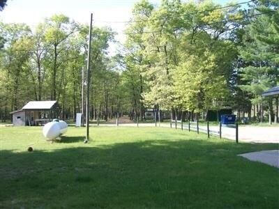 17974 Old House Rd, Wellston, MI for sale - Primary Photo - Image 1 of 1