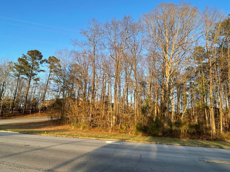890 HAYS MILL Rd, Carrollton, GA 30117 Two Acres Zoned for Gas