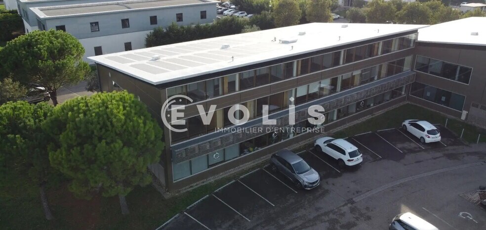 1300 Route De L'Aerodrome, Avignon for lease - Building Photo - Image 3 of 10