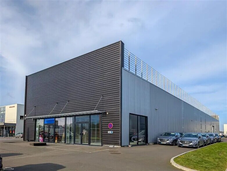 Retail in Saint-Brieuc for lease - Building Photo - Image 2 of 6