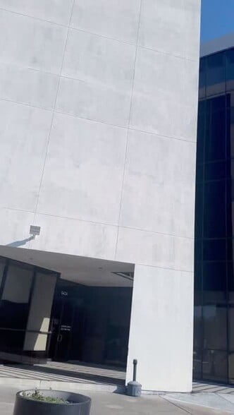 6430 Richmond Ave, Houston, TX for lease - Commercial Listing Video - Image 2 of 15