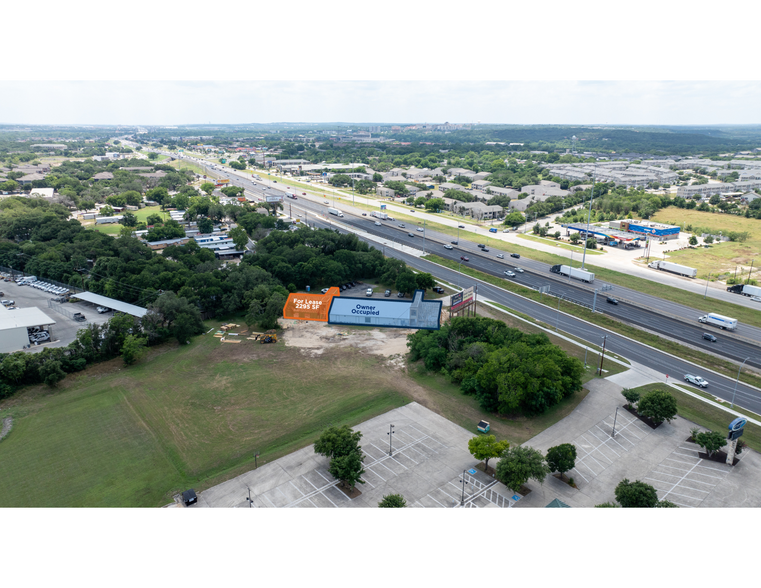 1900 N Highway 35 Hwy, San Marcos, TX for lease - Aerial - Image 2 of 4